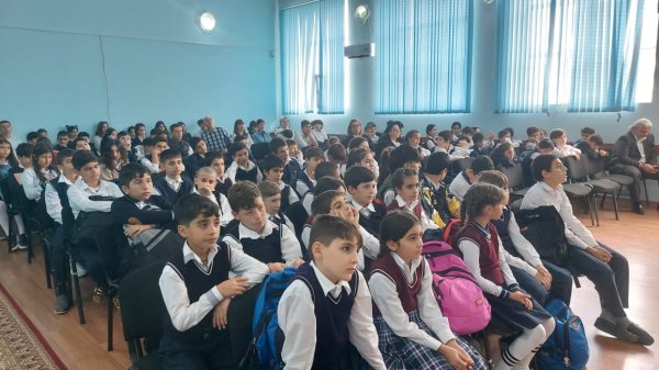 İnternat məktəbində "Mən təbiətin dostuyam” adlı tədbir keçirilib (FOTO)