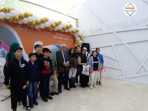 Zahid Xəlil Sumqayıtda oxucuları ilə görüşüb ( FOTOLAR)