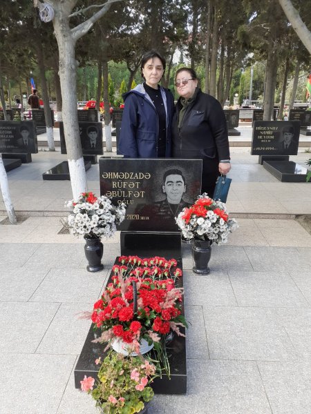 Sumqayıt Şəhidlər Xiyabanında daha bir qəhrəman oğulun anım günü qeyd olundu... - FOTOLAR