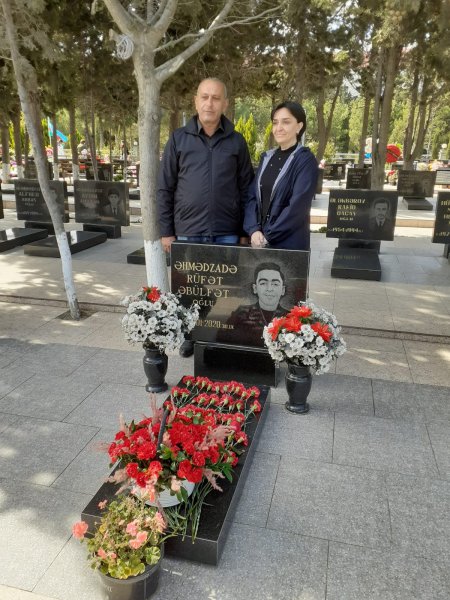 Sumqayıt Şəhidlər Xiyabanında daha bir qəhrəman oğulun anım günü qeyd olundu... - FOTOLAR
