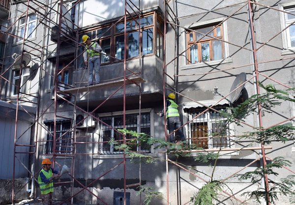 Sumqayıtda genişmiqyaslı abadlıq-quruculuq işləri davam etdirilir  (FOTOLAR)