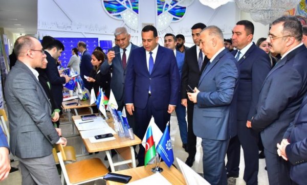 Sumqayıtda əmək yarmarkasında 69 işəgötürən 300-ə yaxın vakansiya təqdim edib Sumqayıtda əmək yarmarkasında 69 işəgötürən 300-ə yaxın vakansiya təqdim edib