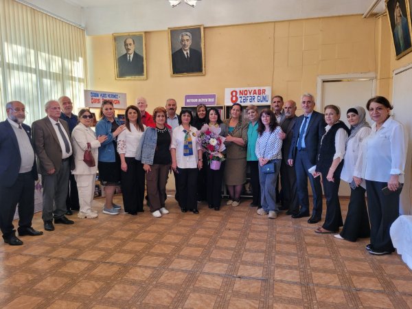 Şair Xatirə Fərəclinin “Зимние деревья” kitabının Abşeron rayonunda təqdimatı... - FOTO