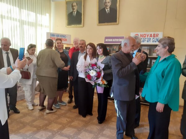 Şair Xatirə Fərəclinin “Зимние деревья” kitabının Abşeron rayonunda təqdimatı... - FOTO