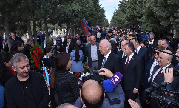 Sumqayıt şəhərində 8 Noyabr – Zəfər Günü qeyd olunub – FOTOLAR