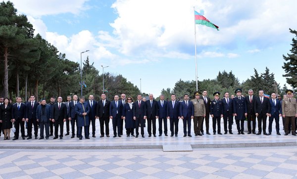 Sumqayıt şəhərində 8 Noyabr – Zəfər Günü qeyd olunub – FOTOLAR