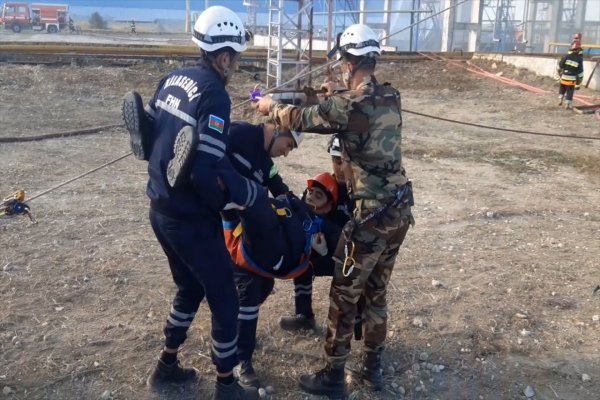 FHN Sumqayıtda yanğın-taktiki təlimi keçirib  (FOTO - VİDEO)