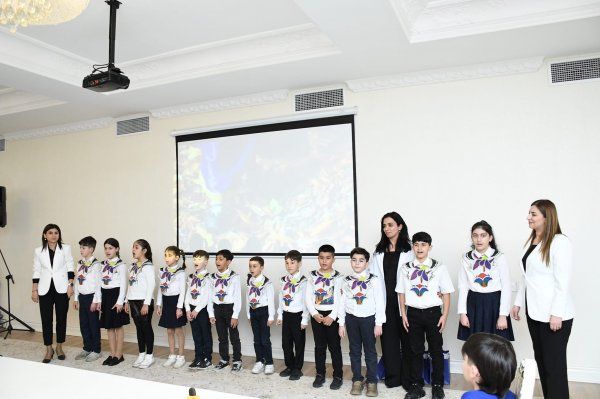 “Sumqayıt"ın təşkil etdiyi “Futbol Düşərgəsi"nin ilk mərhələsinə yekun vurulub - FOTOLAR