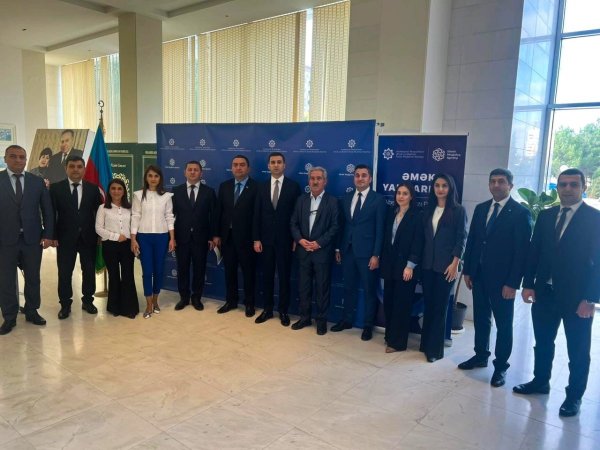 Sumqayıtda əmək yarmarkası keçirilib