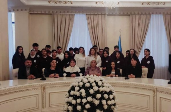 Sumqayıtda “Gender bərabərliyinə etibarlı hüquqi zəmin” adlı dəyirmi masa keçirilib - FOTO
