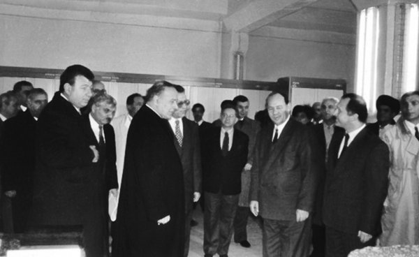 HEYDƏR ƏLİYEV VƏ SUMQAYIT