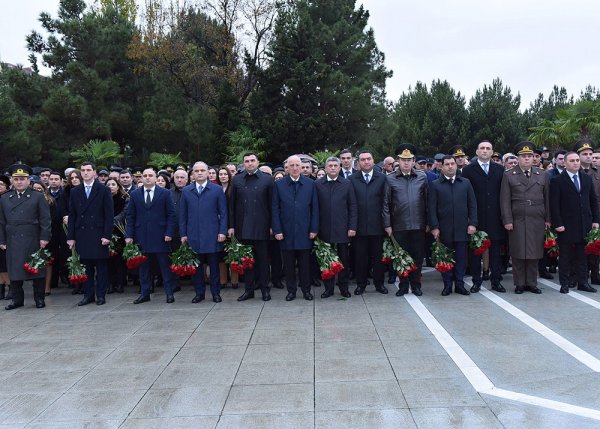 Sumqayıtda Ulu Öndər Heydər Əliyevin xatirəsi anılıb
