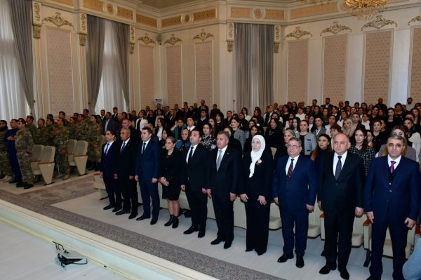 Abşeronda Ümummilli Liderin əziz xatirəsi dərin ehtiramla yad edilib - FOTOLAR Abşeronda Ümummilli Liderin əziz xatirəsi dərin ehtiramla yad edilib - FOTOLAR