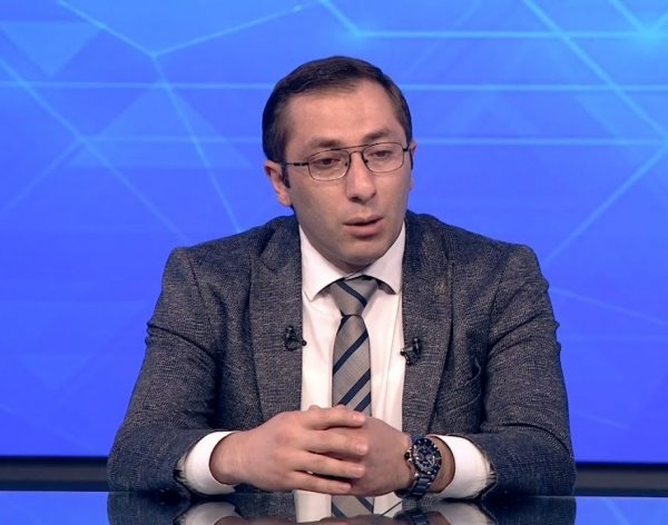 Tez-tez dəyişdirilən əlavə dərs vəsaitləri: əlavə qazanc mənbəyi yoxsa dərin bilik? – Araşdırma Tez-tez dəyişdirilən əlavə dərs vəsaitləri: əlavə qazanc mənbəyi yoxsa dərin bilik? – Araşdırma