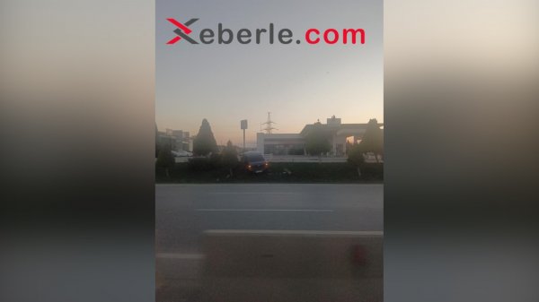 Sumqayıtın çıxışında qəza: Qadın sərnişin xəsarət aldı (FOTOLAR)