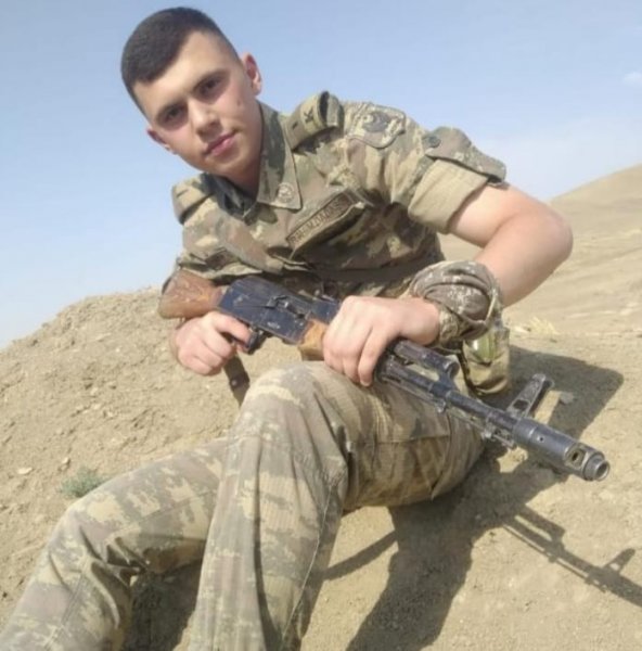 24.12.2021-ci  il tarixdə Sumqayıt Şəhidlər Xiyabanı daha bir Vətən oğlunu – Rəhim Dadaşovu qoynuna aldı...