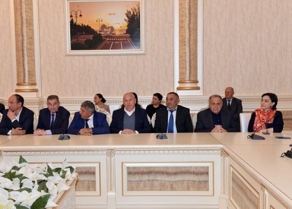 Zakir Fərəcov Qərbi Azərbaycan İcması Sumqayıt Nümayəndəliyi ilə görüşüb  (FOTOLAR)