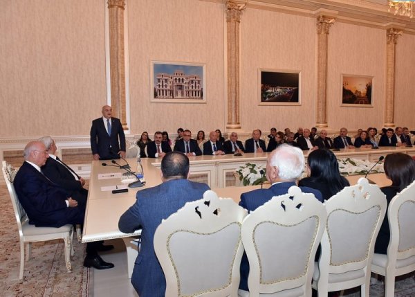 Zakir Fərəcov Qərbi Azərbaycan İcması Sumqayıt Nümayəndəliyi ilə görüşüb  (FOTOLAR)
