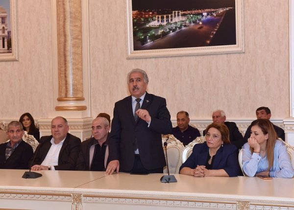 Zakir Fərəcov Qərbi Azərbaycan İcması Sumqayıt Nümayəndəliyi ilə görüşüb  (FOTOLAR)