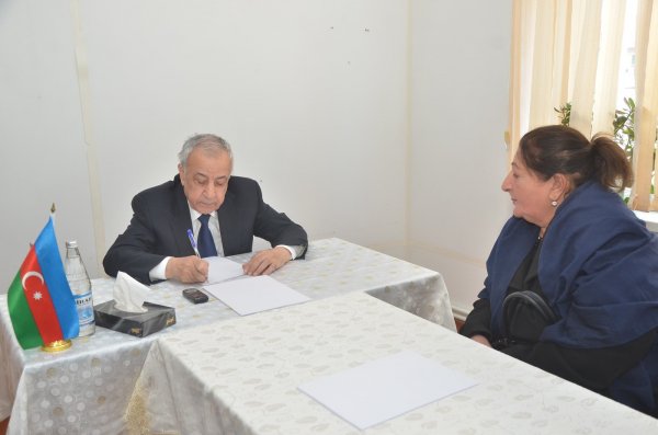 Malik İsaqov Sumqayıtda növbəti səyyar qəbul keçirdi (FOTOLAR)