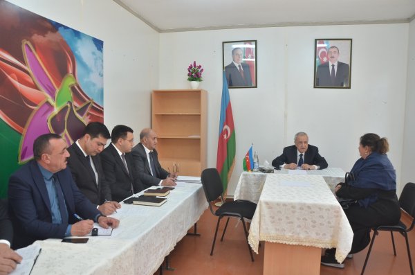 Malik İsaqov Sumqayıtda növbəti səyyar qəbul keçirdi (FOTOLAR)