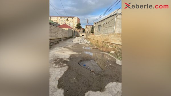 Sumqayıt 49-cu məhəlləsinin 7 aydır sağalmayan yarası: Çala-çuxur yollar...(FOTO) (VİDEO)