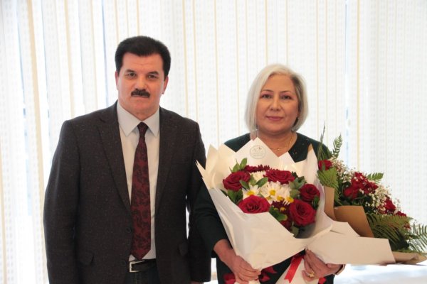 Sumqayıtda Lilpar Çəmşidqızının "Divan"ı - FOTOLAR