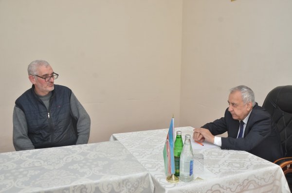 Malik İsaqov Sumqayıtda növbəti səyyar qəbul keçirdi  (FOTOLAR) 