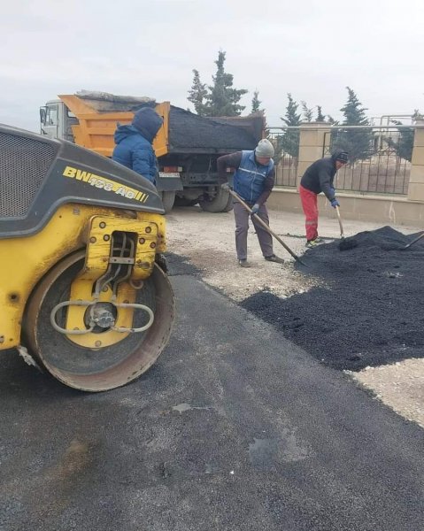 Sumqayıtda bu məktəbə aparan yollar asfaltlandı (Foto)