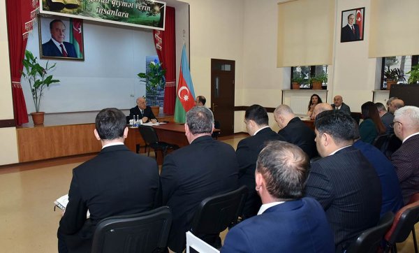 Zakir Fərəcovun növbəti görüşü 4-cü məhəllədə keçirilib