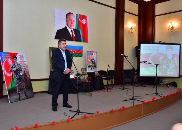 Sumqayıtda “Şəhidin ünvanı əbədiyyətdir” adlı anım tədbiri keçirilib. - FOTOLAR