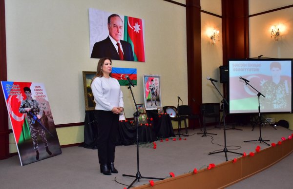 Sumqayıtda “Şəhidin ünvanı əbədiyyətdir” adlı anım tədbiri keçirilib. - FOTOLAR