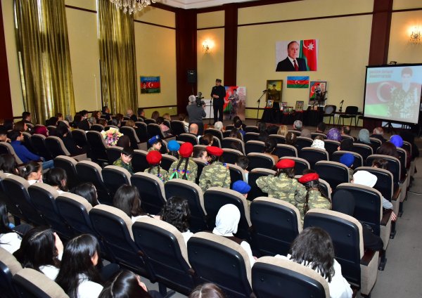 Sumqayıtda “Şəhidin ünvanı əbədiyyətdir” adlı anım tədbiri keçirilib. - FOTOLAR