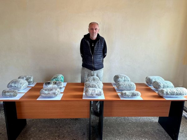 İrandan Azərbaycana narkotik keçirmək istədi  (FOTO)