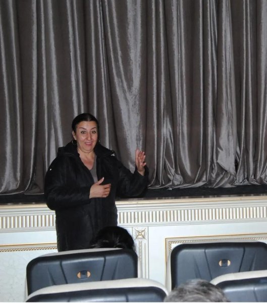 Sumqayıt teatrında "-1" tamaşasına daxili baxış keçirilib (FOTO)