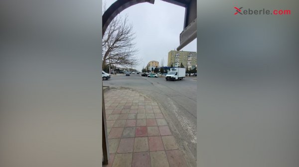 Sumqayıtda bu yolda sürücülər nə işıqfora, nə də piyada keçidinə məhəl qoyur (FOTOLAR)
