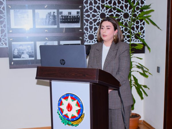 SDU-da “Gənc alimlərin yeni çağırışlara cavab verən elmi-tədqiqat perspektivləri” adlı müzakirə toplantısı keçirildi