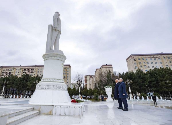 Şahin Bağırov Sumqayıtda vətəndaşları qəbul edib