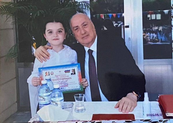 “Səsimin olduğunu ilk dəfə anam kəşf edib” – Sumqayıtın 10 yaşlı fenomeni “Səsimin olduğunu ilk dəfə anam kəşf edib” – Sumqayıtın 10 yaşlı fenomeni