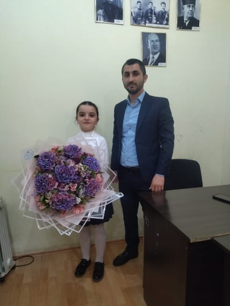 “Səsimin olduğunu ilk dəfə anam kəşf edib” – Sumqayıtın 10 yaşlı fenomeni “Səsimin olduğunu ilk dəfə anam kəşf edib” – Sumqayıtın 10 yaşlı fenomeni