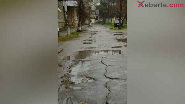 Sumqayıtın 20-ci məlləsinin palçıqlı küçələri: İllərdir çarə tapılmayan yara