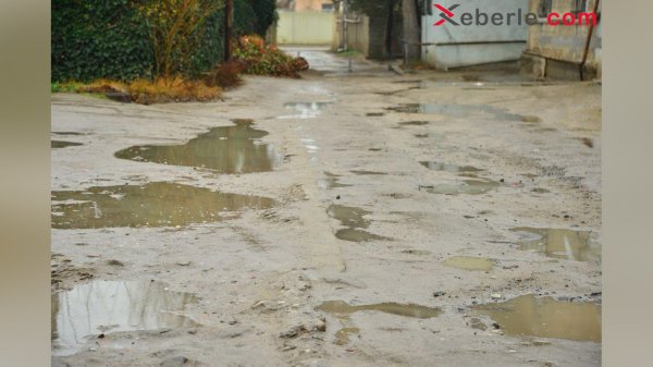 Sumqayıtın 20-ci məlləsinin palçıqlı küçələri: İllərdir çarə tapılmayan yara
