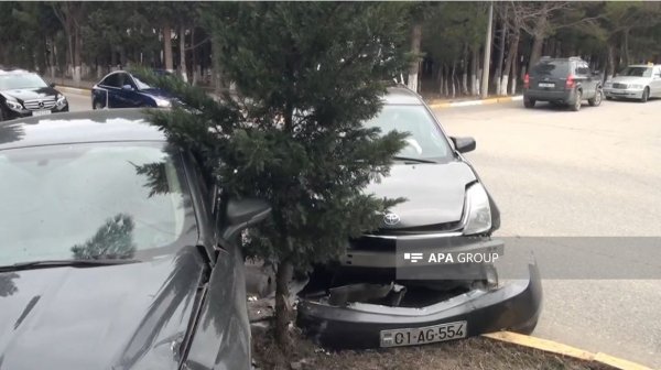 Sumqayıtda “Prius”la “Ford” toqquşub, xəsarət alanlar var - FOTO