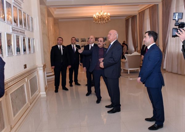 "Sevgilim Sumqayıt" tamaşası böyük maraqla qarşılanıb (FOTOLAR)