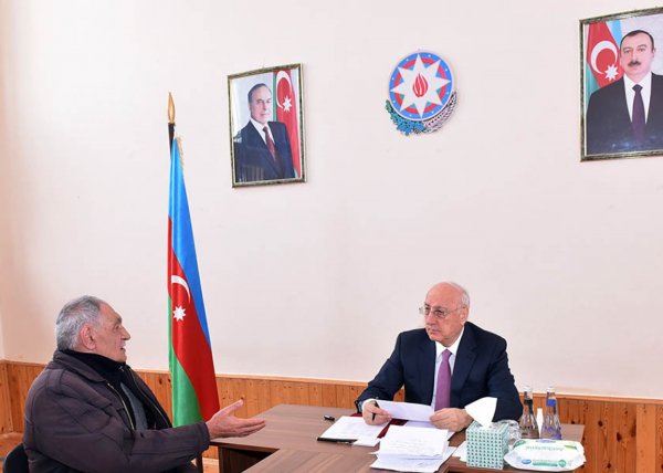 Zakir Fərəcov vətəndaşlarla görüş keçirdi - FOTOLAR