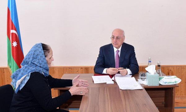 Zakir Fərəcov vətəndaşlarla görüş keçirdi - FOTOLAR
