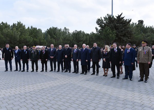 Sumqayıtda Novruz bayramı təntənəli şəkildə qeyd olunub – FOTO