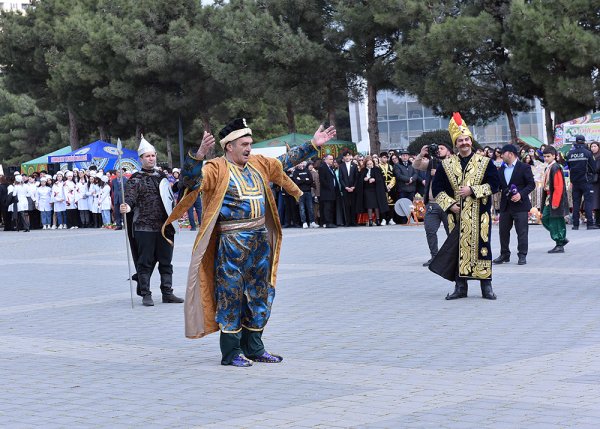 Sumqayıtda Novruz bayramı təntənəli şəkildə qeyd olunub – FOTO