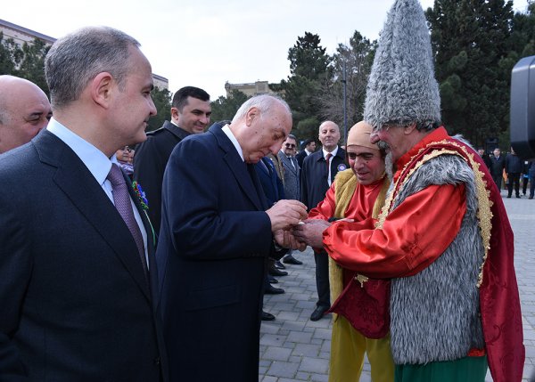 Sumqayıtda Novruz bayramı təntənəli şəkildə qeyd olunub – FOTO