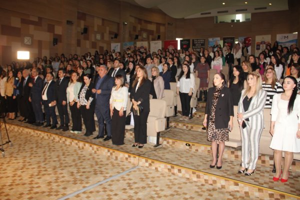 Life Academy və Təhsil Forumu Platformasının birgə təşkilatçılığı ilə Xarici dil müəllimlərinin həmrəylik forumu keçirilib - FOTO